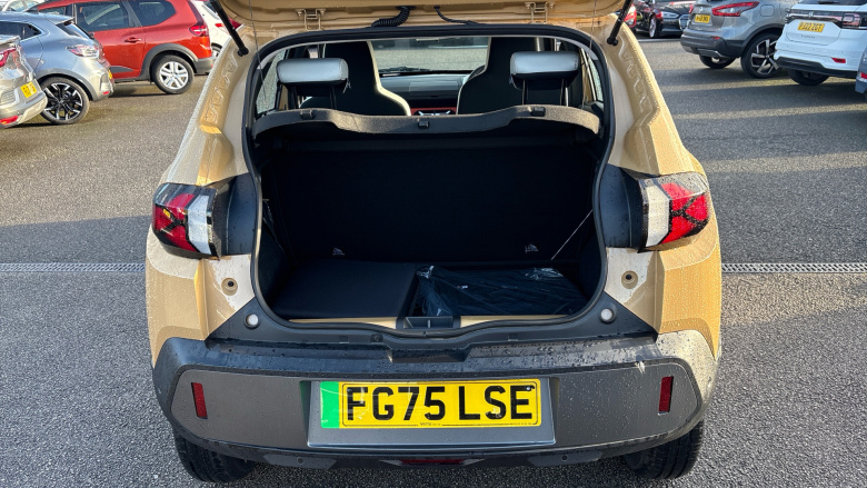 Dacia Spring 27kWh Expression 65 48kW 5dr Auto Electric Hatchback